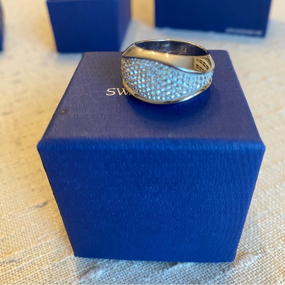 Swarovski Statement Crystal Silver Ring - Size 9